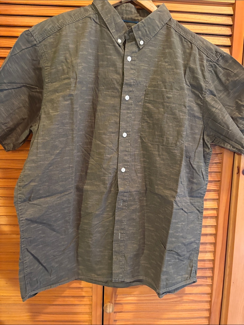 Mountain Hardwear Men's Short-Sleeve Button-Down Shirt - Olive Green